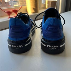 Men snickers size 42 price: $150 each one